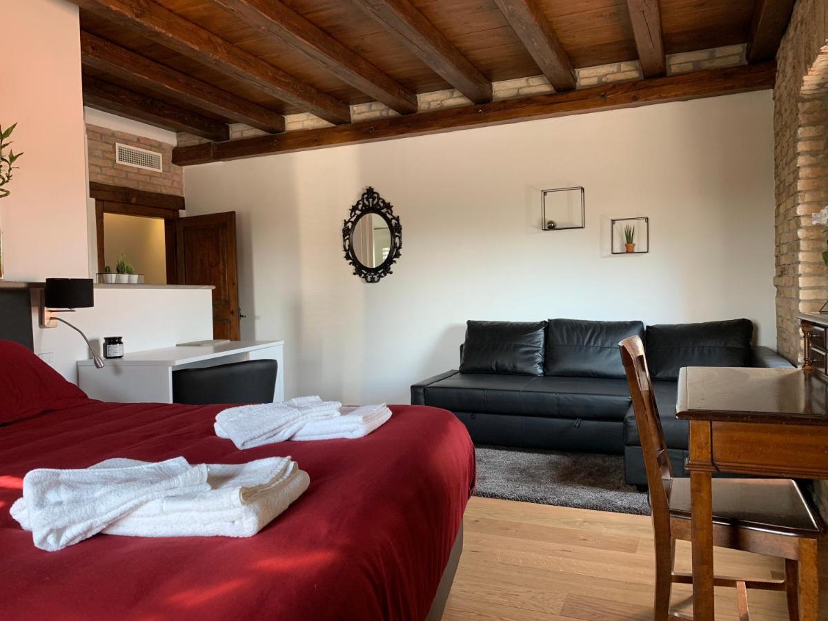 B&B La Corte Dei Vizi Clauiano Dış mekan fotoğraf